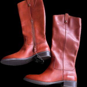 Reddish size 8M boots.  Color name is Fawne.  New with tag by INC.